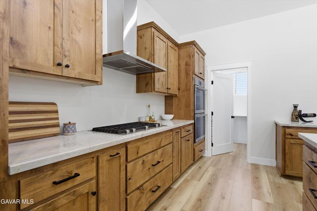 27140 Shut Out Place, Tehachapi, CA 93561
