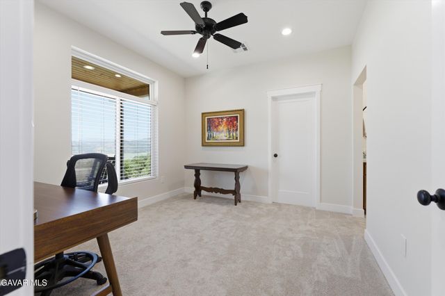 27140 Shut Out Place, Tehachapi, CA 93561