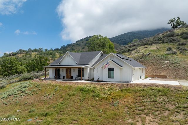 27140 Shut Out Place, Tehachapi, CA 93561
