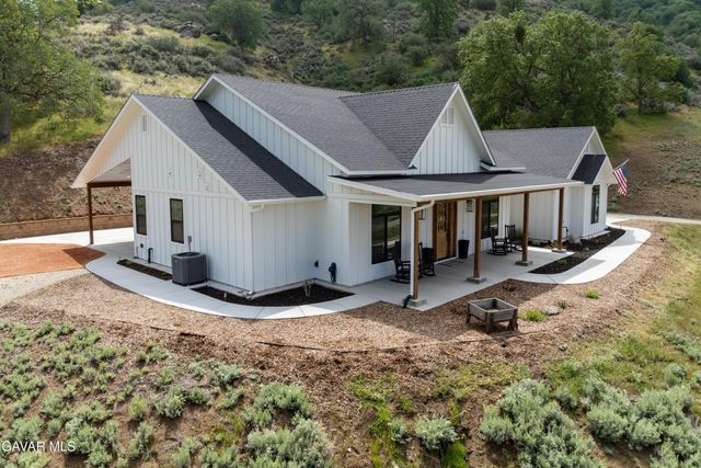 27140 Shut Out Place, Tehachapi, CA 93561