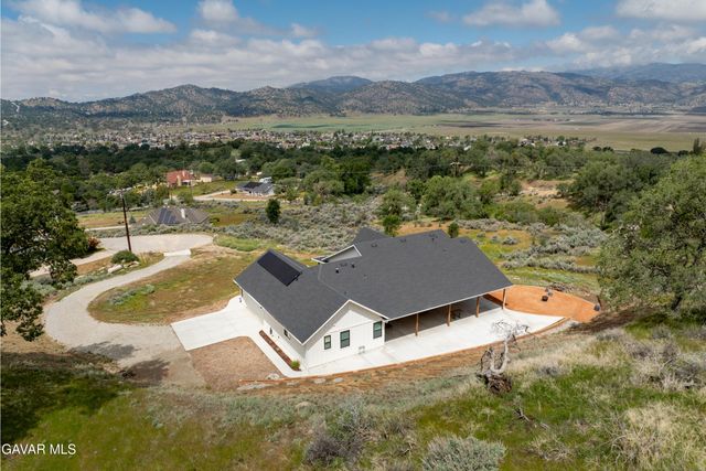 27140 Shut Out Place, Tehachapi, CA 93561