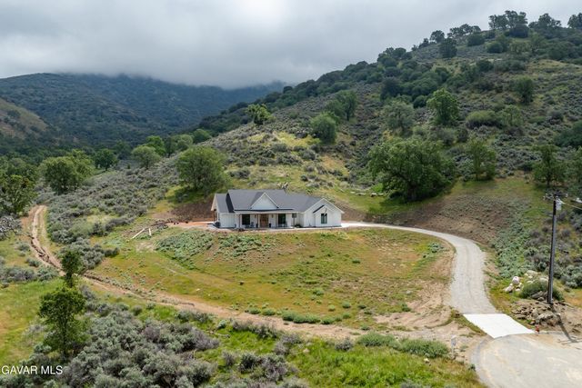 27140 Shut Out Place, Tehachapi, CA 93561