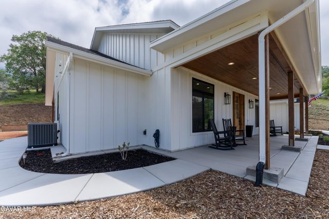 27140 Shut Out Place, Tehachapi, CA 93561