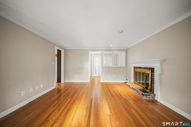 94 Raymond Road, Windsor Locks, CT 06096