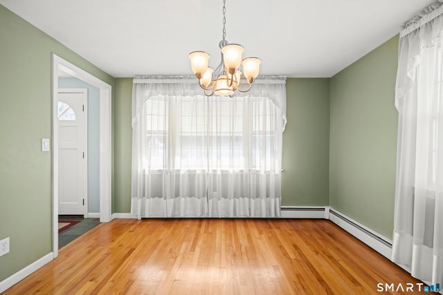 94 Raymond Road, Windsor Locks, CT 06096