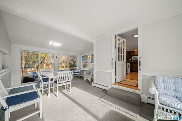 94 Raymond Road, Windsor Locks, CT 06096