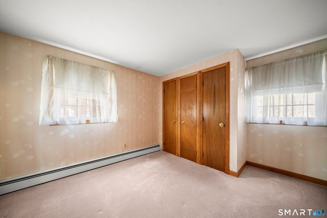 94 Raymond Road, Windsor Locks, CT 06096