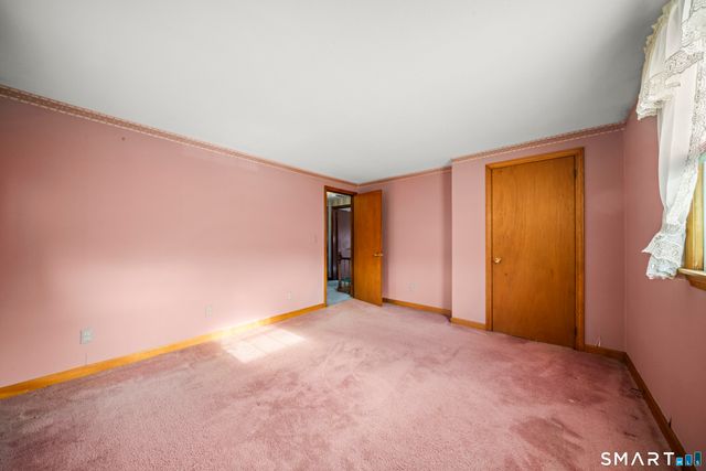 94 Raymond Road, Windsor Locks, CT 06096