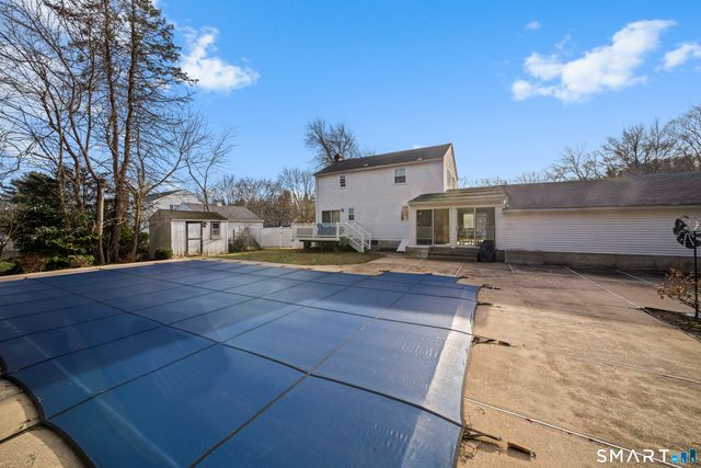 94 Raymond Road, Windsor Locks, CT 06096