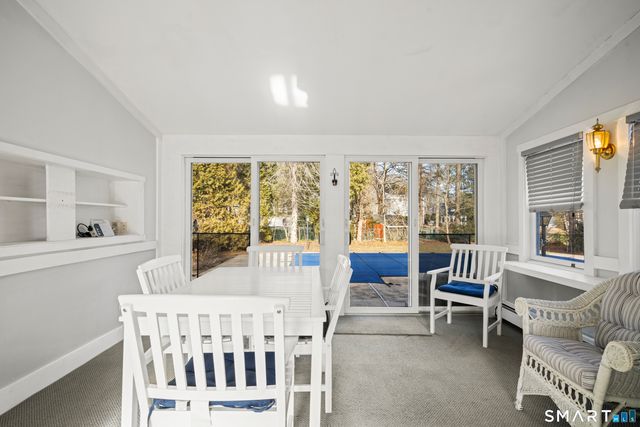 94 Raymond Road, Windsor Locks, CT 06096