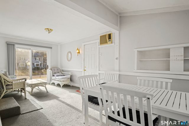 94 Raymond Road, Windsor Locks, CT 06096