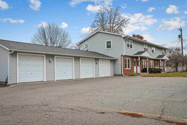 4315 26th Avenue, Moline, IL 61265