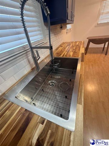 412 E Bobo Newsom Hwy, Hartsville, SC 29550