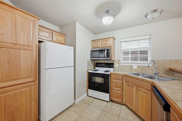 1023 Rice Street 101, Denison, TX 75020