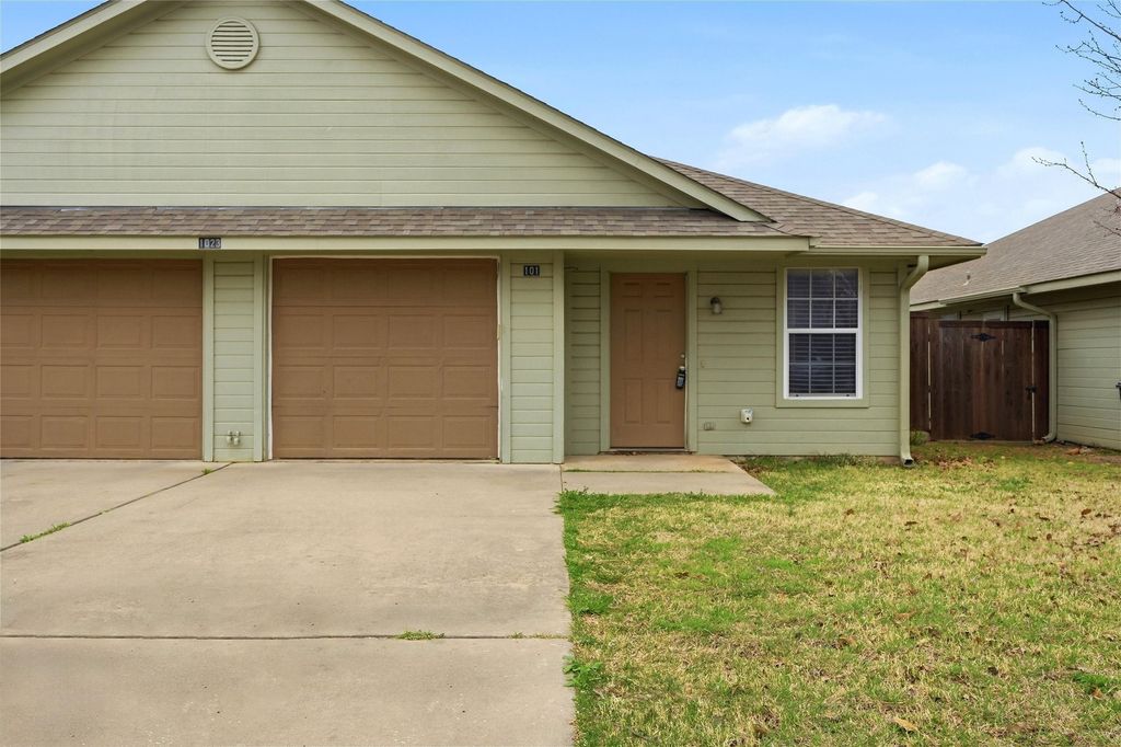 1023 Rice Street 101, Denison, TX 75020