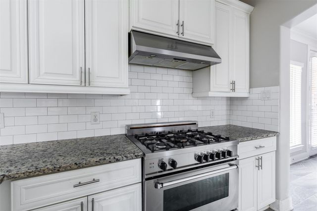 32434 Waterford Crest Ln, Fulshear, TX 77441