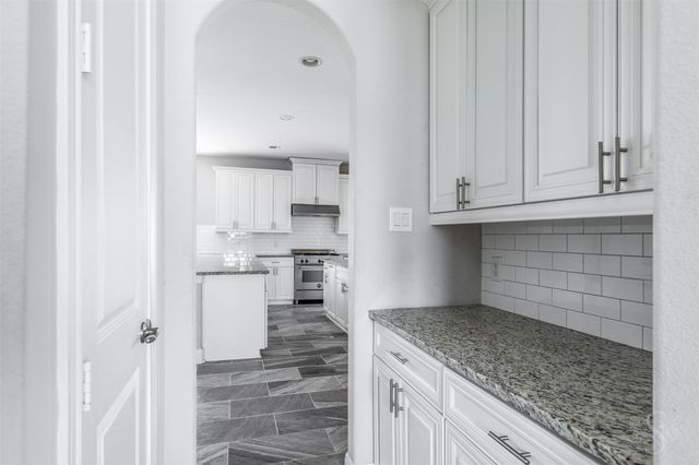 32434 Waterford Crest Ln, Fulshear, TX 77441