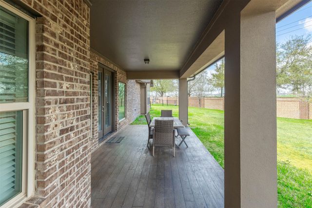 32434 Waterford Crest Ln, Fulshear, TX 77441