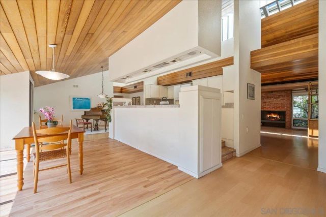 5643 Bloch St, San Diego, CA 92122
