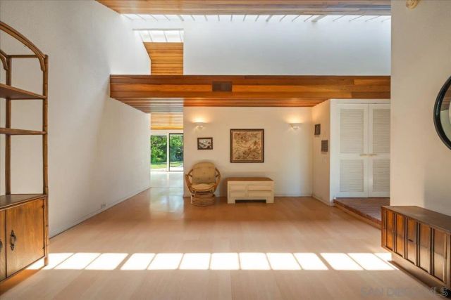 5643 Bloch St, San Diego, CA 92122