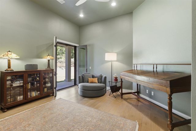 8801 Bellancia DR, Austin, TX 78738