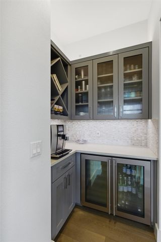 8801 Bellancia DR, Austin, TX 78738