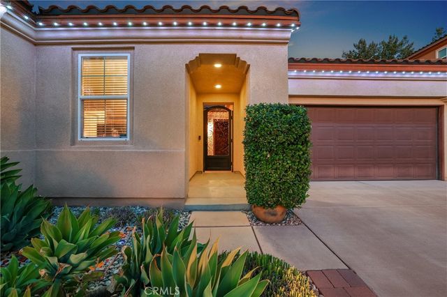 17074 Broken Rock Court, Riverside, CA 92503
