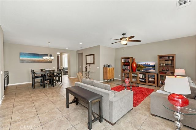 17074 Broken Rock Court, Riverside, CA 92503