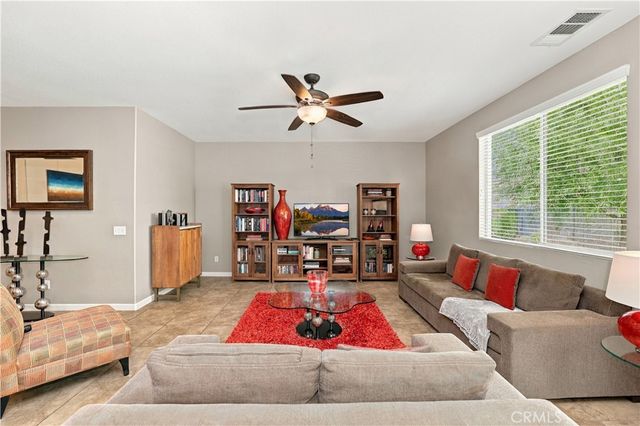 17074 Broken Rock Court, Riverside, CA 92503