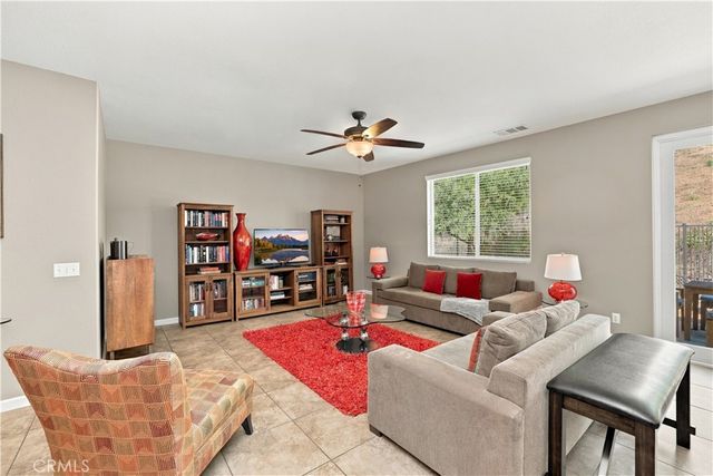 17074 Broken Rock Court, Riverside, CA 92503
