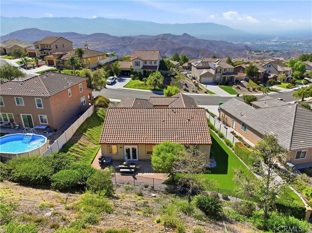 17074 Broken Rock Court, Riverside, CA 92503