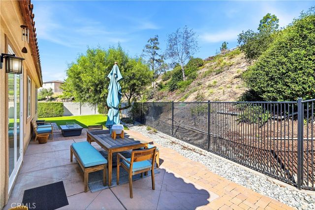 17074 Broken Rock Court, Riverside, CA 92503