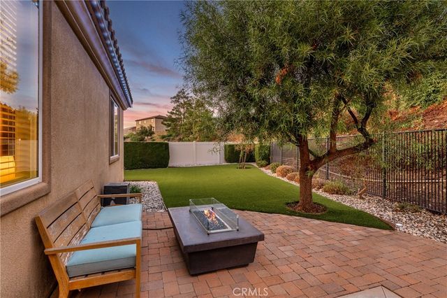 17074 Broken Rock Court, Riverside, CA 92503