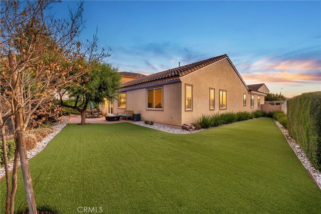 17074 Broken Rock Court, Riverside, CA 92503