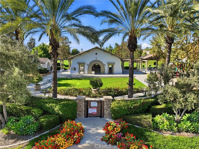 17074 Broken Rock Court, Riverside, CA 92503