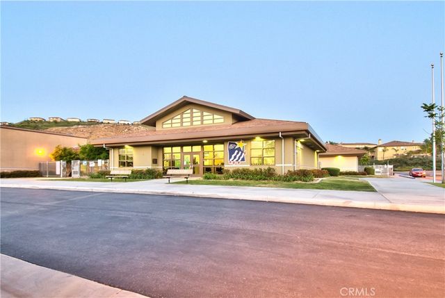 17074 Broken Rock Court, Riverside, CA 92503