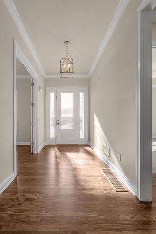 372 Weston Park, Lexington, KY 40515