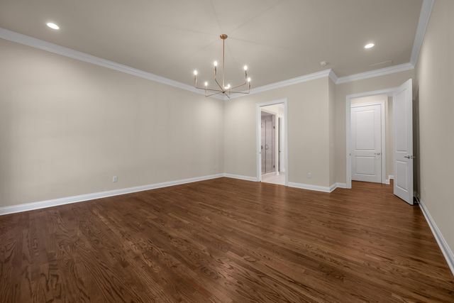372 Weston Park, Lexington, KY 40515