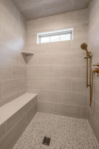 372 Weston Park, Lexington, KY 40515