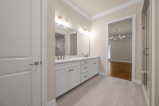 372 Weston Park, Lexington, KY 40515