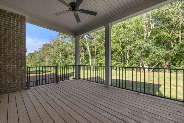 372 Weston Park, Lexington, KY 40515