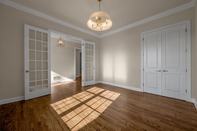 372 Weston Park, Lexington, KY 40515