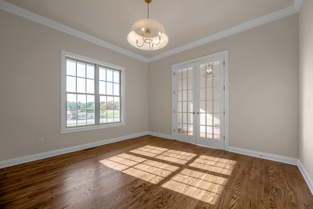 372 Weston Park, Lexington, KY 40515