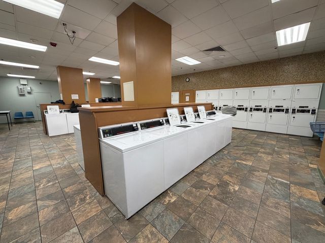 211 E Ohio Street 2425, Chicago, IL 60611