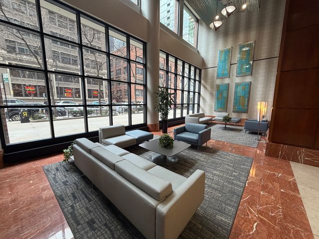 211 E Ohio Street 2425, Chicago, IL 60611