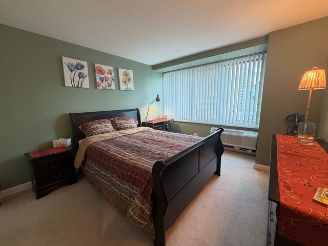 211 E Ohio Street 2425, Chicago, IL 60611