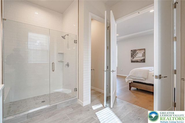 1862 Franklin Way, South Whitehall Twp, PA 18104