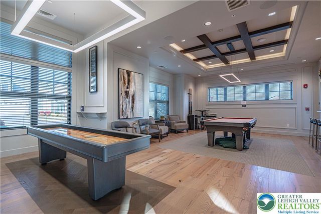 1862 Franklin Way, South Whitehall Twp, PA 18104