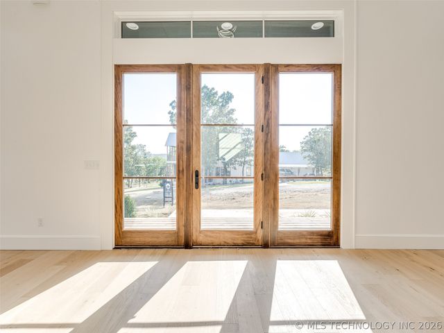 295 Falcon Tree Loop, Eufaula, OK 74432