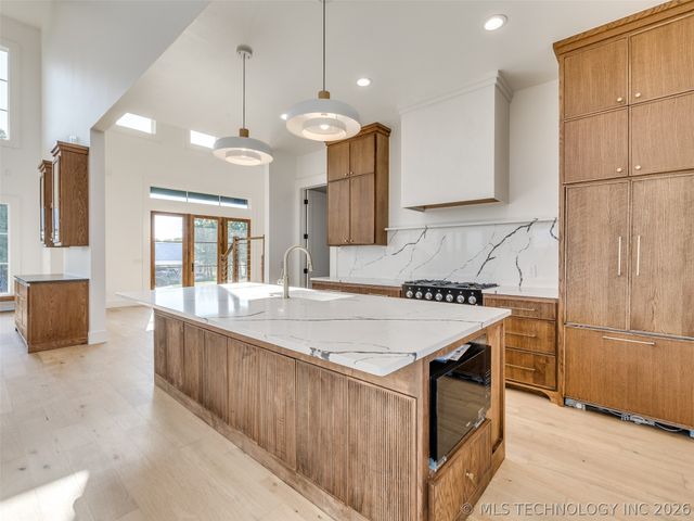 295 Falcon Tree Loop, Eufaula, OK 74432